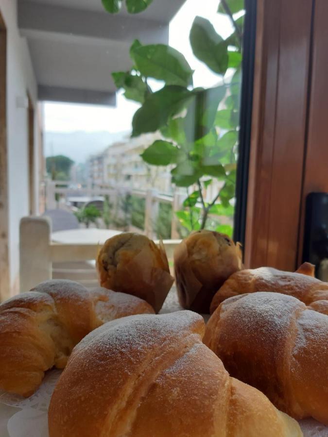 Luiselle Charming Accommodation Sorrento City Center Экстерьер фото